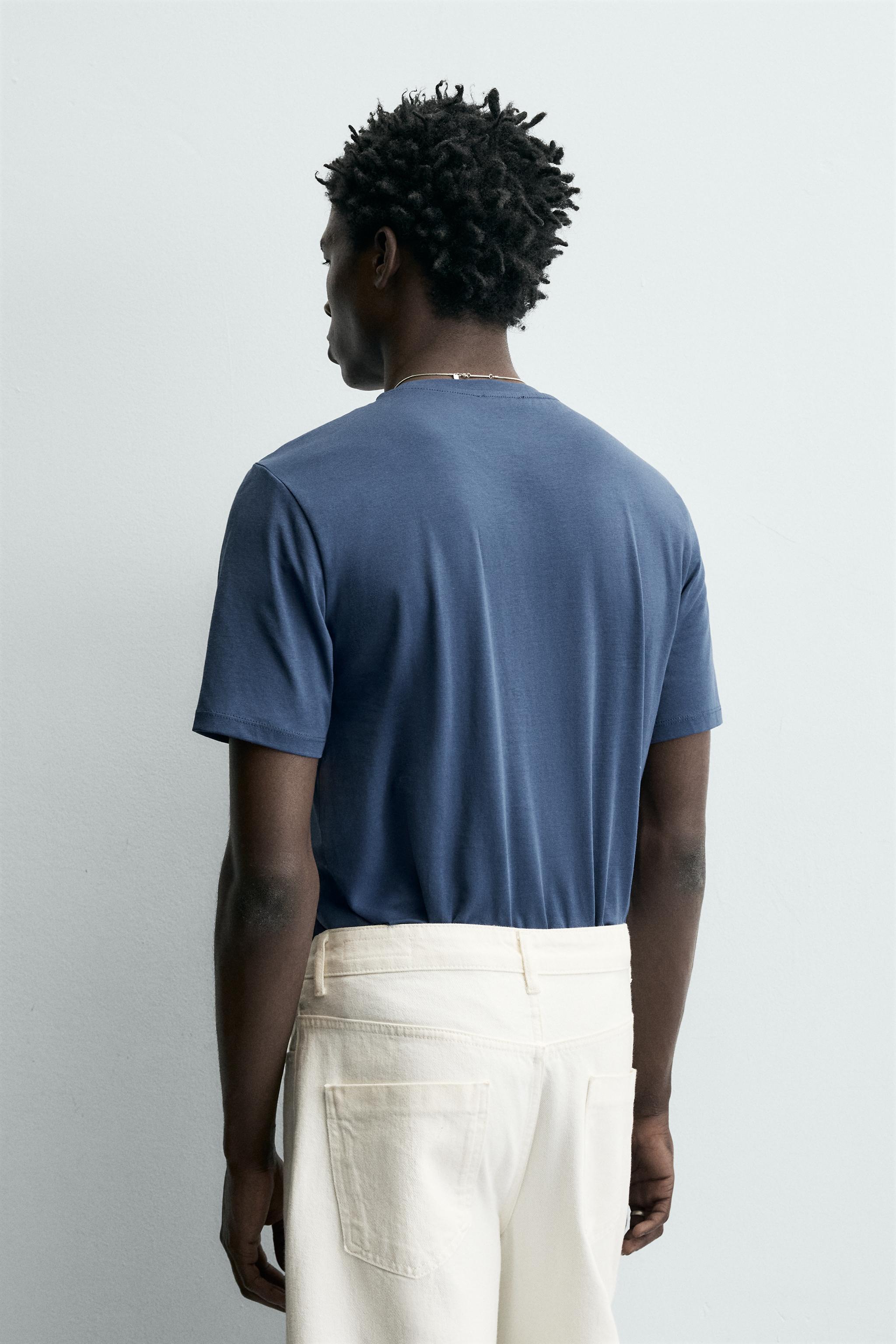 BASIC SLIM FIT T-SHIRT /01
